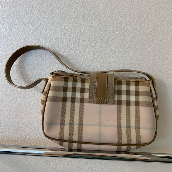 Burberry pink and tan small purse. - Picture 1 of 3